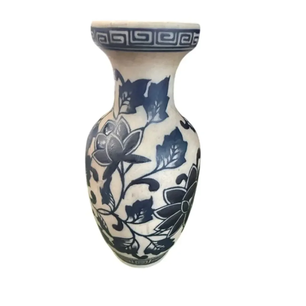 Chinese Cizhou style vase black floral & leaf pattern sgraffito 6